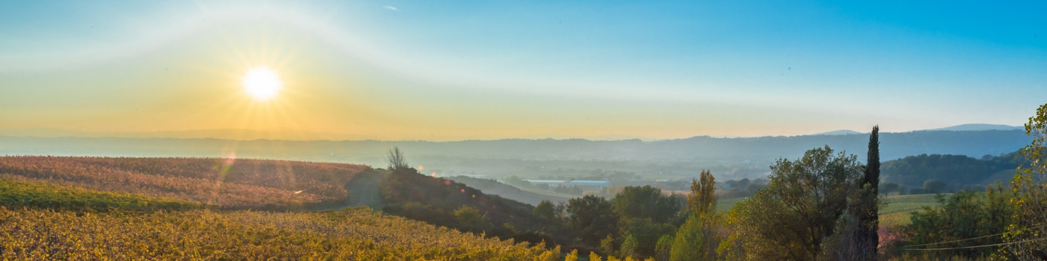 Immagine carosello con una vista panoramica in atmosfera serale del marchio Baldassarri.